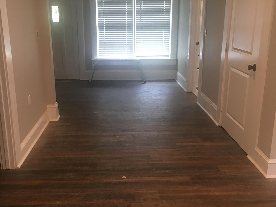 1st image of 74 Park St SE