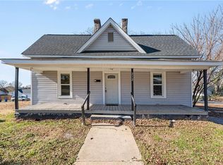 212 N Laura Wall Blvd, Winston Salem, NC 27101