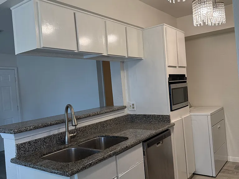 2626 Holly Hall St #406 — Photo 4