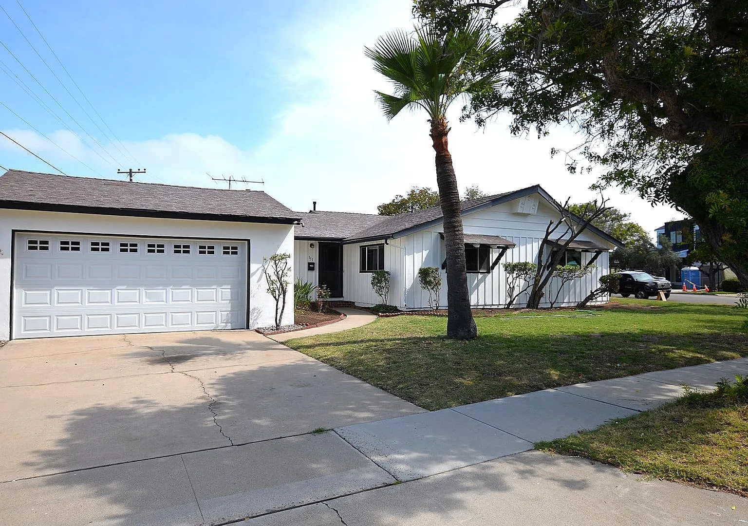 Single level Home — Photo 1