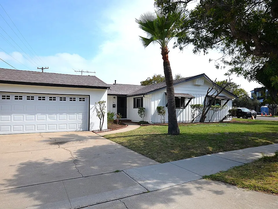 151 Acacia Way