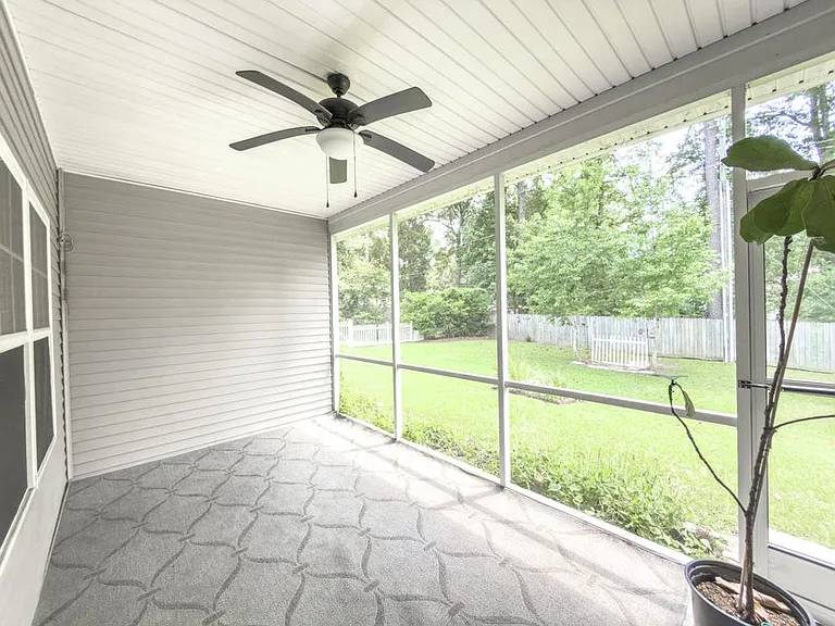 102 Manning Ct — Photo 18
