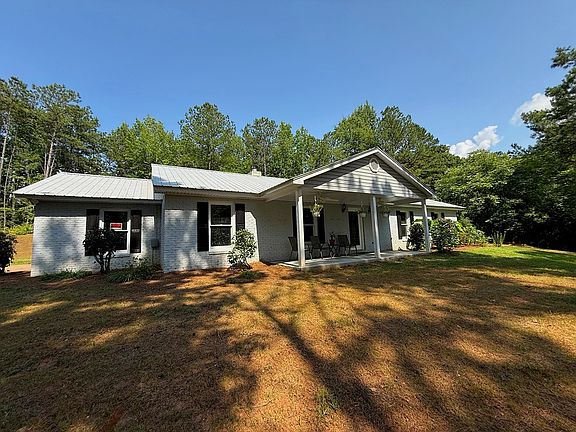4th image of 245 Lake Talbot Rd