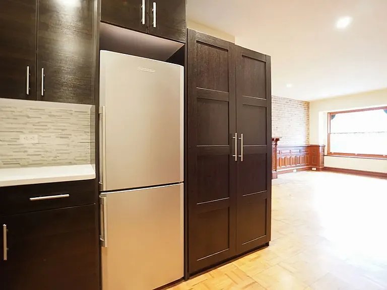 1263 Dean St #1 — Photo 3