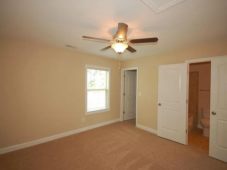 235 Haney Rd — Photo 7