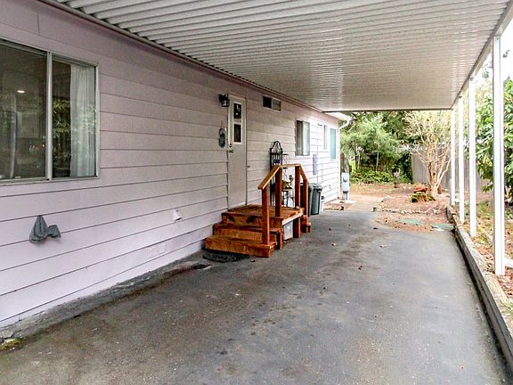 4th image of 11523 125th Street Ct E #142
