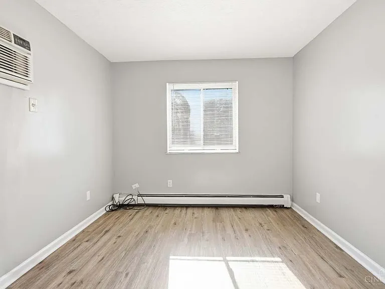 4102 South Ave #3 — Photo 6