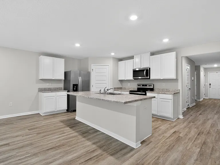 6817 Interlachen Ln — Photo 19