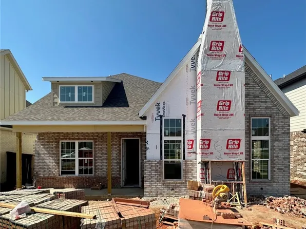6202 SW Luna Ln, Bentonville, AR 72713