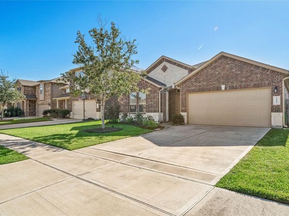 23827 Scotsman Dr