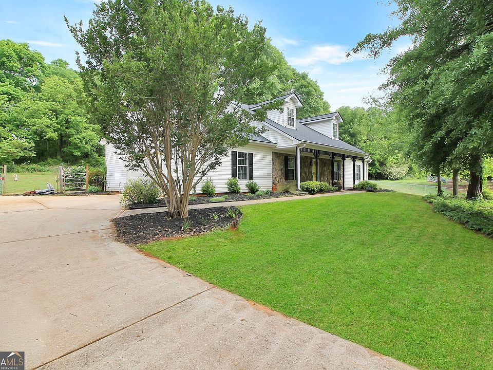 1st image of 306 Lyman Ct