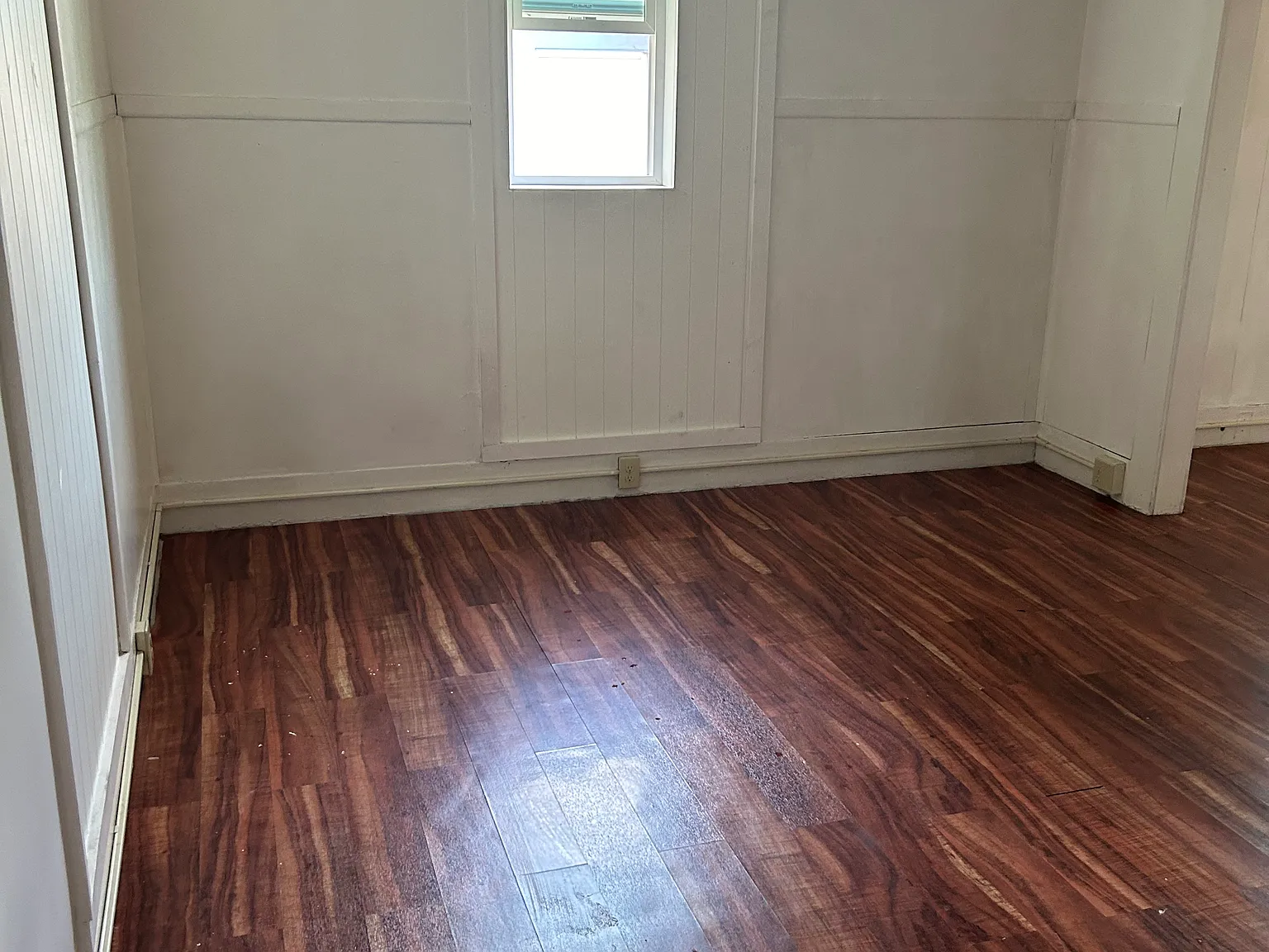 1 bed, 1100 sqft, $1,050 — Photo 2