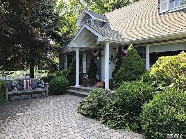 1st image of 1 Magenta Ln