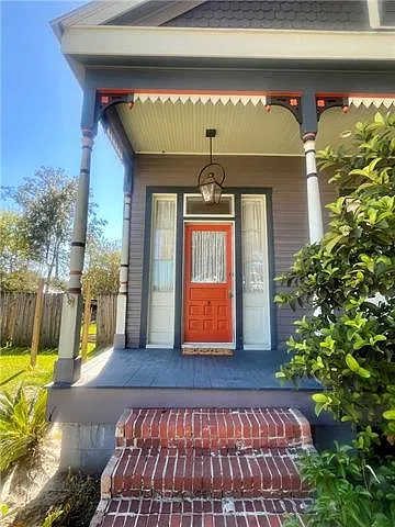2 bed, 2.0 bath, 1800 sqft, $3,850 — Photo 2
