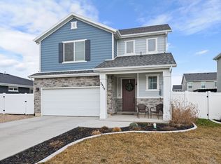 3329 S Claire Ave, Syracuse, UT 84075