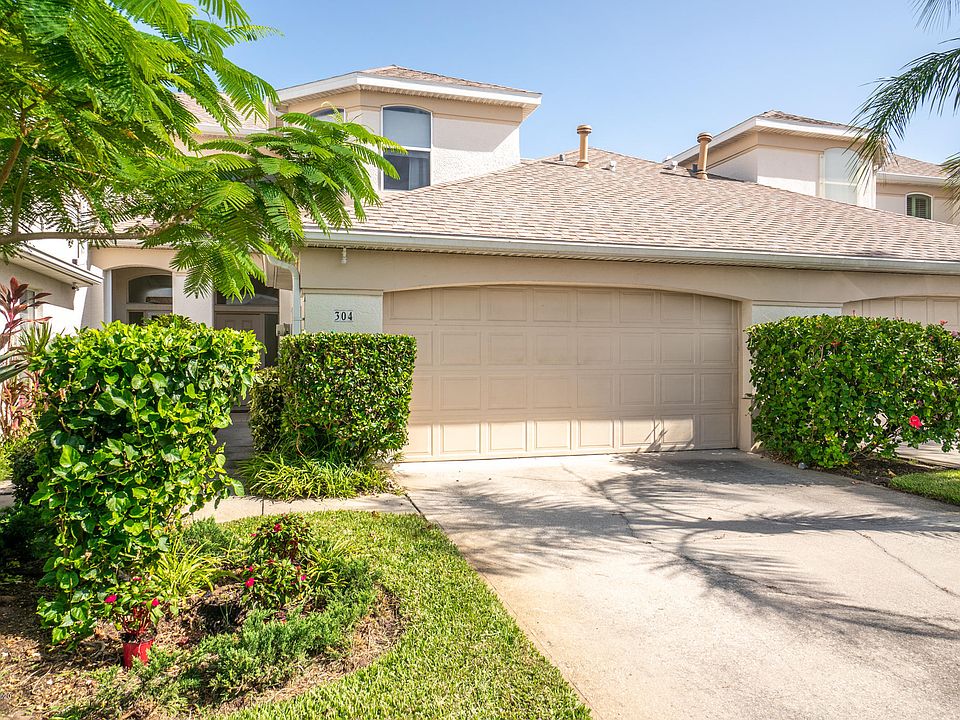 1st image of 304 Espana Ct #304