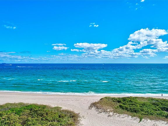 2nd image of 1012 N Ocean Boulevard #803