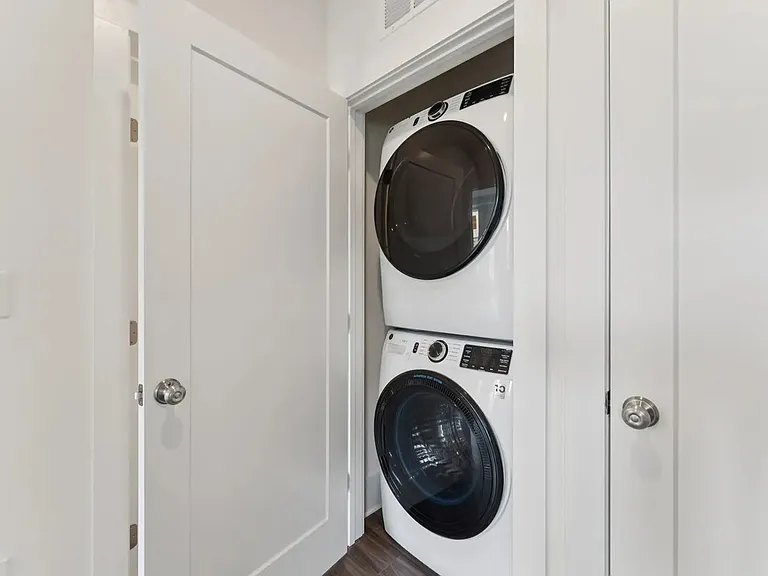 110 Byrum St #106 — Photo 6