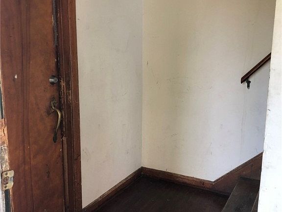 5th image of 1288-1290 E 18th Ave
