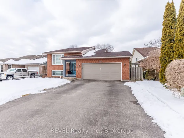 6251 Sherri Ave, Niagara Falls, ON L2H 2W7