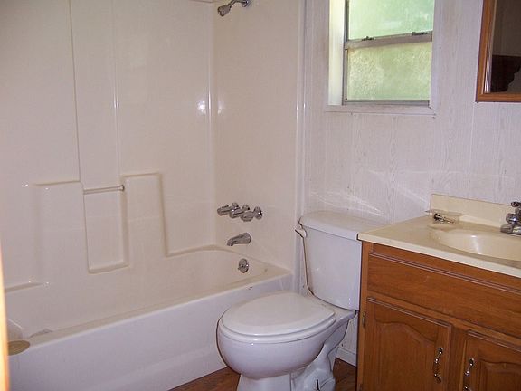 4th image of 436 County Road 4056