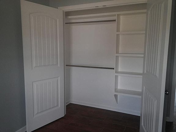 Guest Bedroom closet