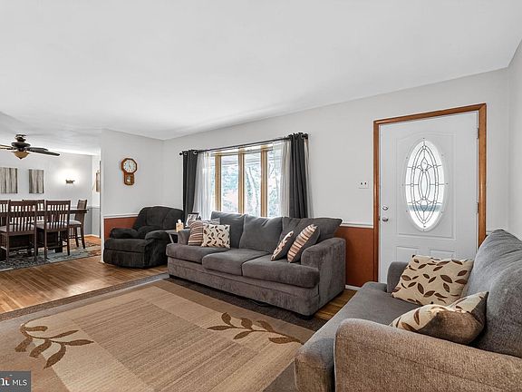 4th image of 202 Conchester Rd