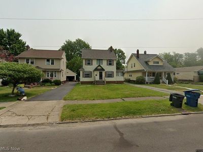 4467 W 228th St, Fairview Park, OH, 44126