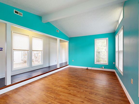 5th image of 3601 Meadow Drive