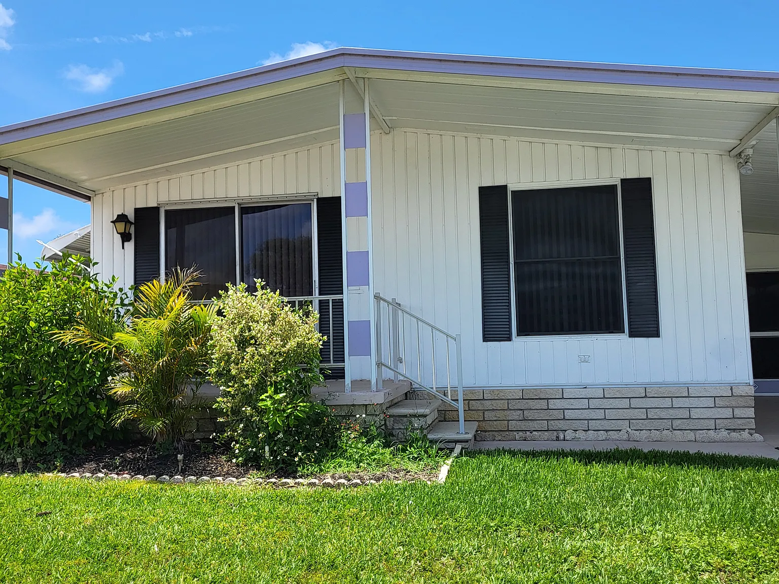 12117 Cartwright Dr — Photo 2