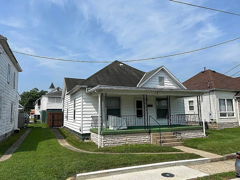 2 bed, 1000 sqft, $1,300 — Photo 3