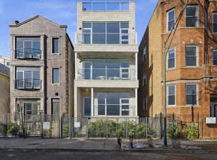 1076 N Marshfield Ave #2, Chicago, IL 60610