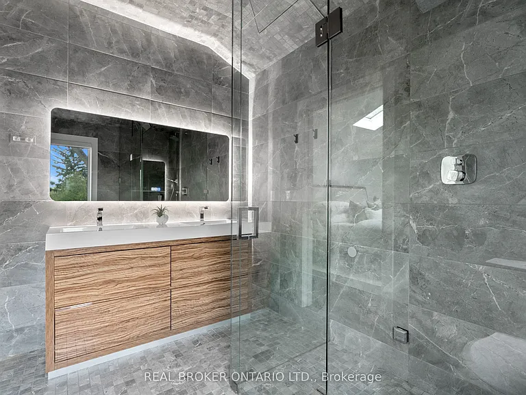 17 Old Oak Rd — Photo 25