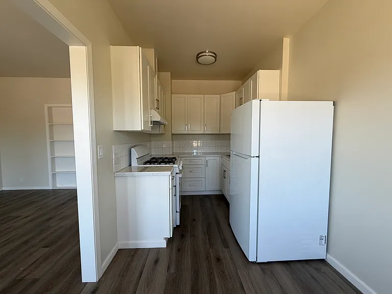2416 8th Ave #301 — Photo 7