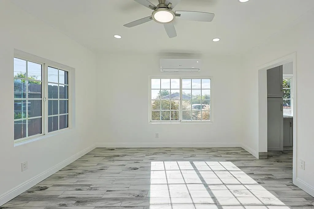 2 bed, 625 sqft, $2,200 — Photo 4