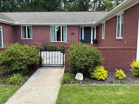 4th image of 1021 Huntington Pl