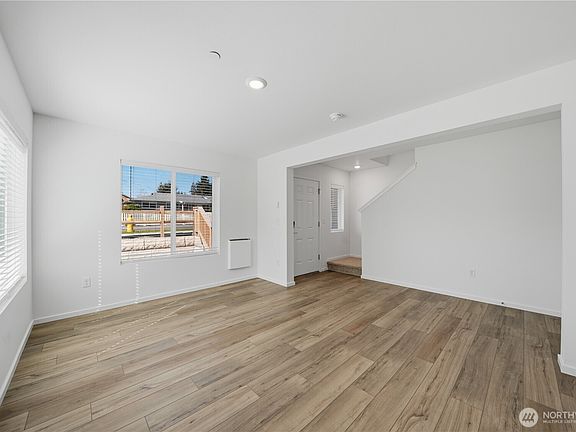 3rd image of 9811 31st Avenue SE #B1