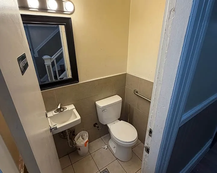 2 Emery Ln #3 — Photo 8