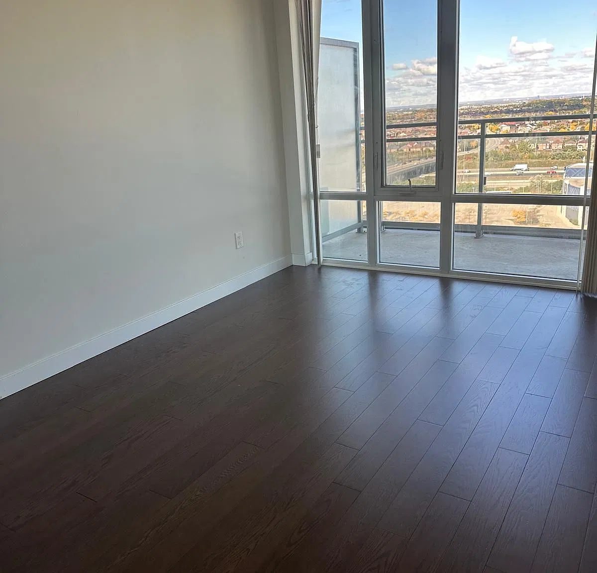 360 Square One Dr — Photo 2