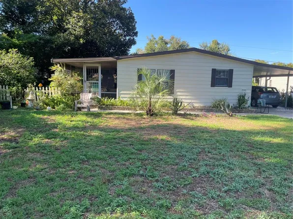 1540 NE 162nd St, Citra, FL 32113