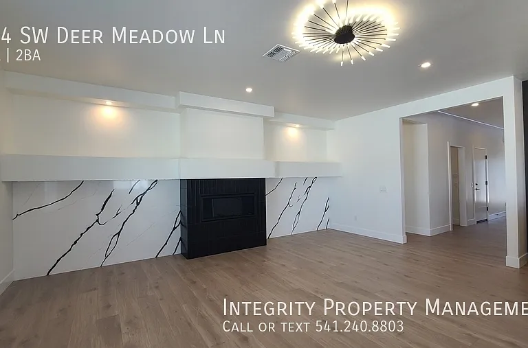 224 SW Deer Meadow Ln — Photo 8