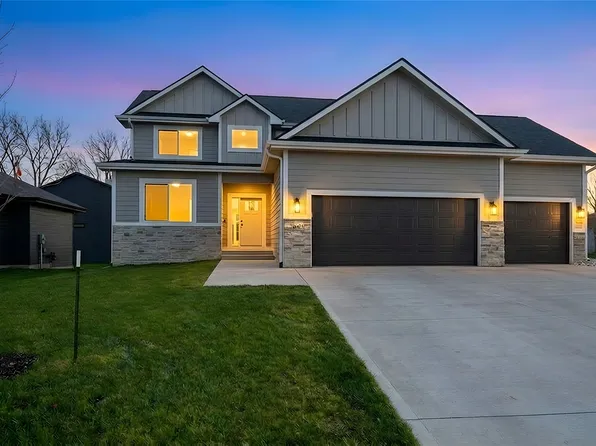 14311 Catalpa Dr, Urbandale, IA 50323