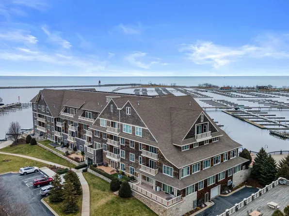 4 Gaslight DRIVE #307, Racine, WI 53403