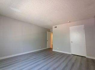 12072 Sheldon St APT 105, Sun Valley, CA 91352