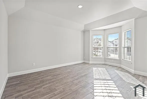 1733 Barnwood Trce — Photo 9