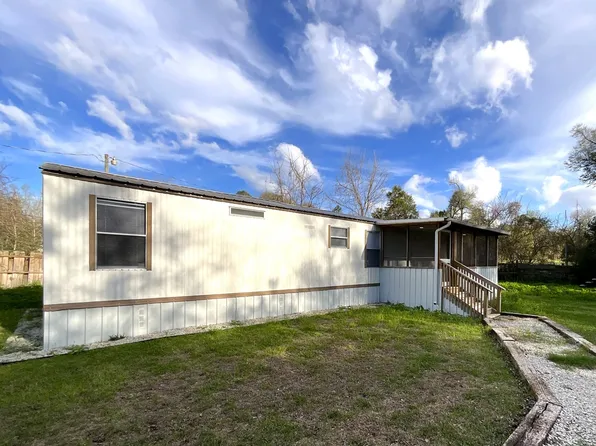 4701 Watson St, Marianna, FL 32446