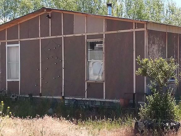 3rd image of 1100 Highway 20