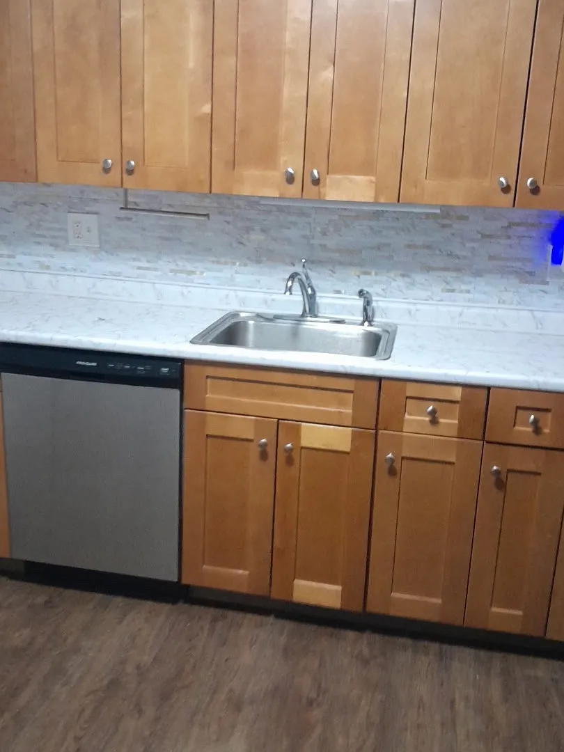 2 bed, 1054 sqft, $1,900 — Photo 1