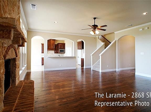 5th image of 1391 Valley Crest Dr