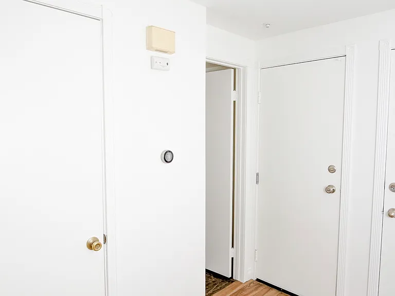 543 Victoria St #O — Photo 9